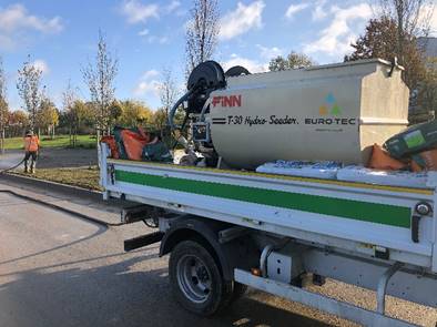 Hydroseeding : une solution innovante pour l&rsquo;engazonnement des pentes et terrains difficiles